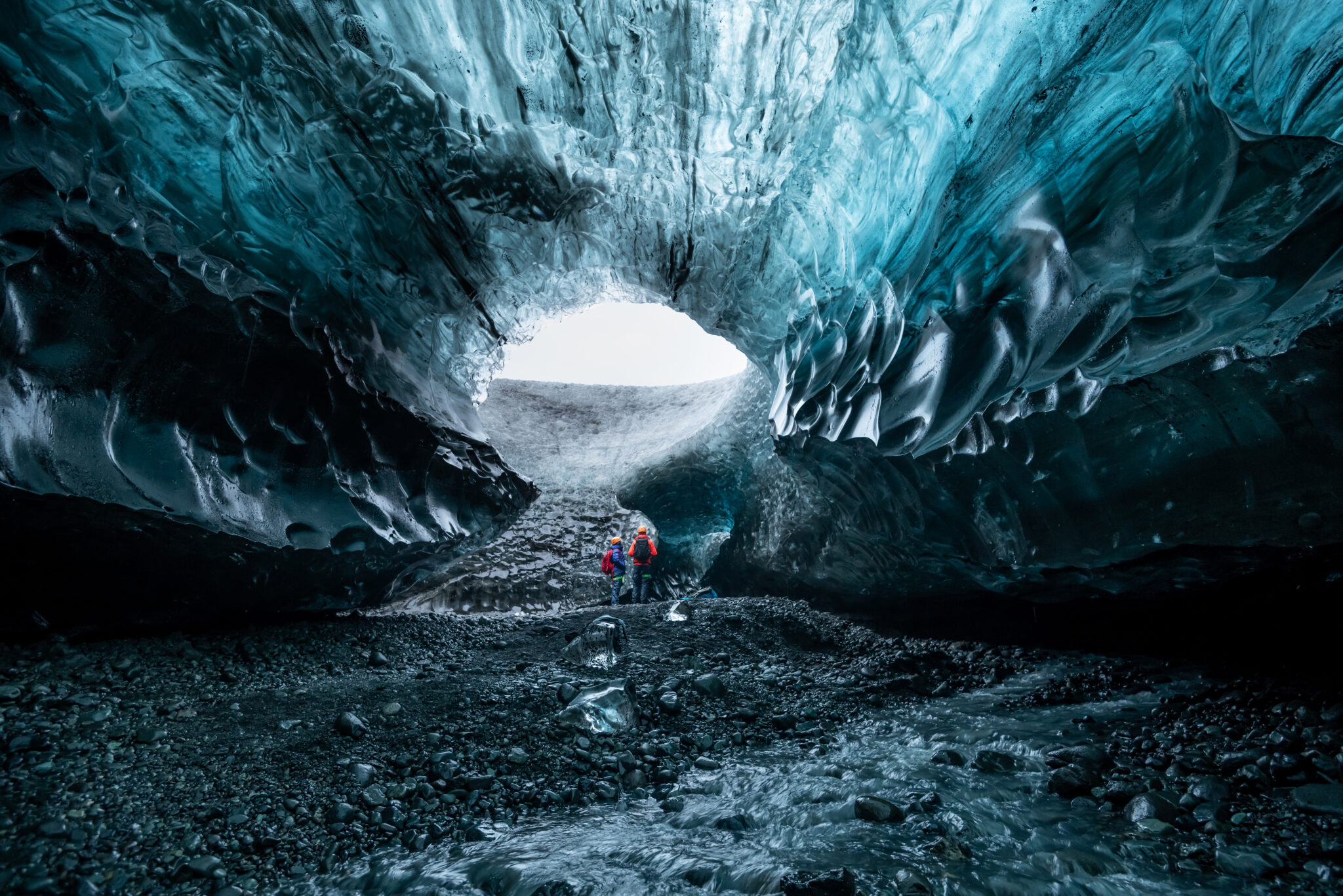 inside-a-glacier-ice-cave-in-iceland-2024-10-18-03-56-13-utc